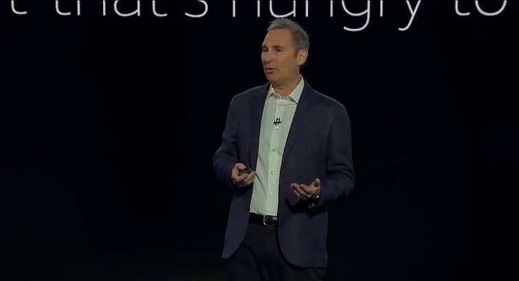AWS reforça estrutura de nuvem e anuncia soluções de conexão industrial AWS reforça estrutura de nuvem híbrida e lança soluções de IoT industrial