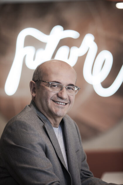 Fóruns 14 Cleber Morais Presidente da AWS Brasil Fóruns